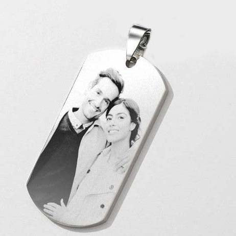 PETITE MÉDAILLE RECTANGLE AVEC BÉLIÈRE "gravé avec votre photo, logo, image"